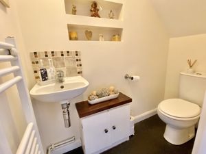 Downstairs W.C.- click for photo gallery